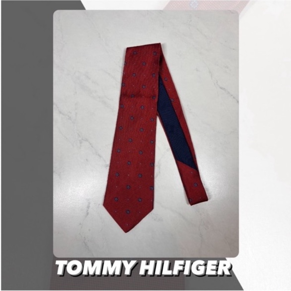 EUC Tommy Hilfiger Red Floral Pattern Tie